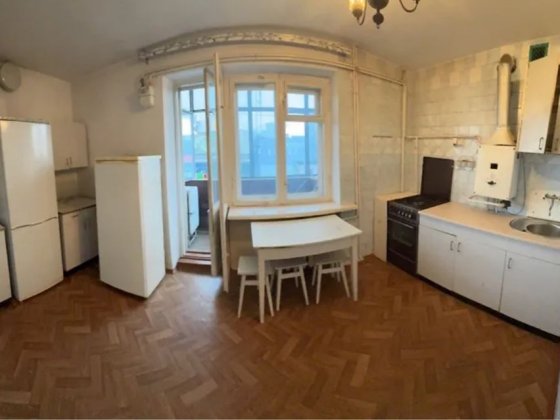 «ТОВСТОЛОБ»-продаж 2к квартири в районі 12 школи Рівне