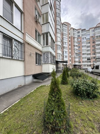 Продам 3-х кімнатну  квартиру  на Леваді. - фото 1