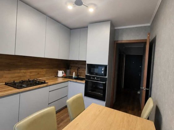 Продаж 1-кімнатної квартири вул. Петропавлівська (ЦЕНТР) Сумы