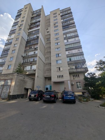 Квартира на І. Сірка біля клініка Unicam - фото 1