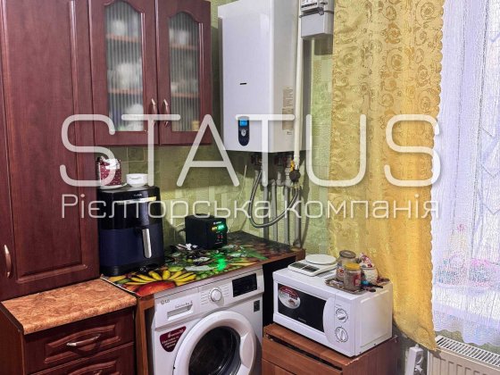 Поділ. 1-кімнатна квартира в гарному стані. Полтава