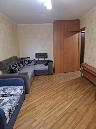1 кімнатна квартира на першому поверсі в Сумах. - фото 1