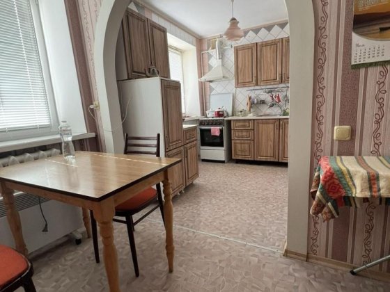 Продаю 3 к квартиру район Алмазний Полтава