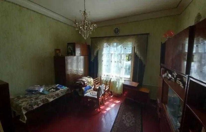 У продажу квартира в приватному секторі на три кімнати - фото 1