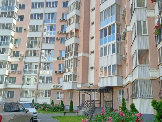 Дворівнева квартира р-н Левада,можливий обмін. Полтава