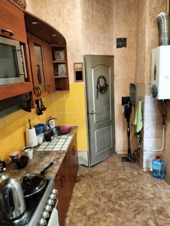 Продам 2-кімнатну квартиру в приватному секторі в самому Центрі - фото 1