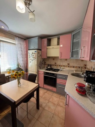 Продам 2к квартиру на Подолі, 50кв.м, 4/9 пов, цегла - фото 1