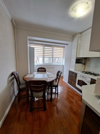 Продаж 1-к  квартири з ремонтом, паркова зона - фото 1