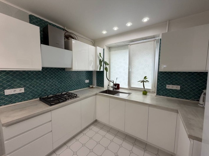 3-к квартира в Центрі | 67 м² | Ремонт | Меблі та техніка | 2 поверх - фото 1