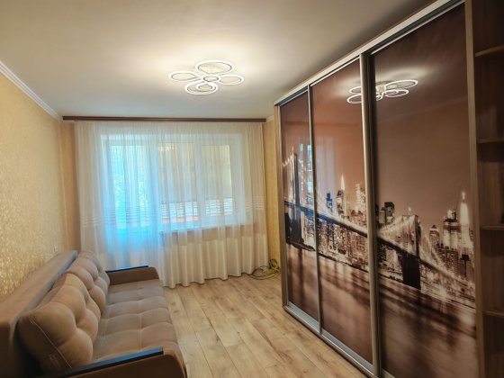 Продам 1 кімнатну квартиру Суми
