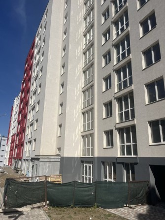 Новобудова, Рівенська, «Сузірья» - фото 1