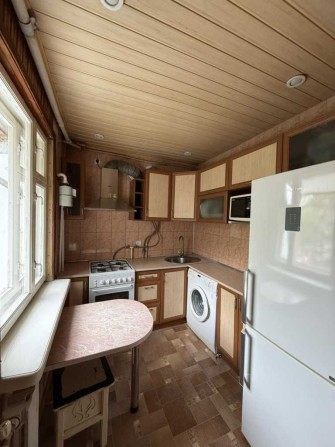 2к квартира 40м2, ЦЕГЛА, м-н 5 школа - фото 1