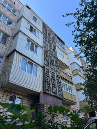 3-к чешка вул. Щербанюка, тихий зелений двір. Без шуму над головою! - фото 1