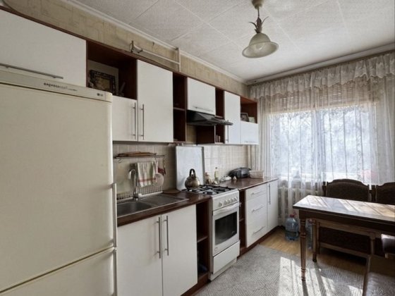 Продаж 3-кім квартири з ремонтом! Черновцы