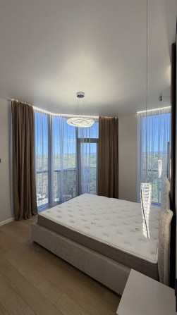 Вид на набережну | Продаж преміальної 2-кімнатної квартири в ЖК «UZH Tower» | Переуступка | Ужгород  - фото 1