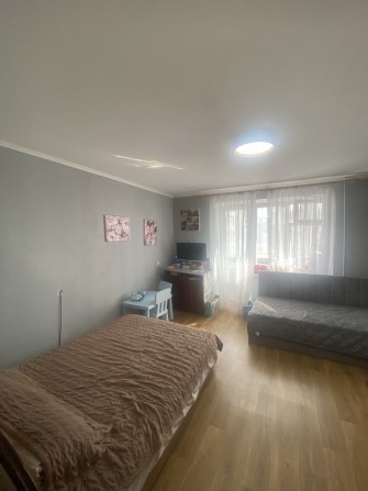 3-кімнатна квартира в тихому центрі з видом на Дніпро - фото 1