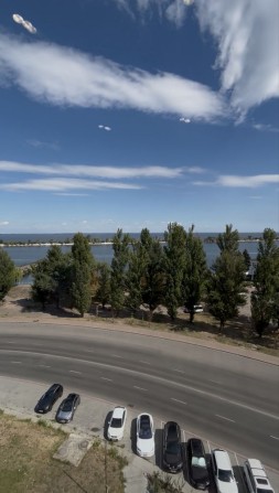 Продаж стильної 2х кімнатної квартирі, в новобудові, з панорамним видом на Дніпро - фото 1