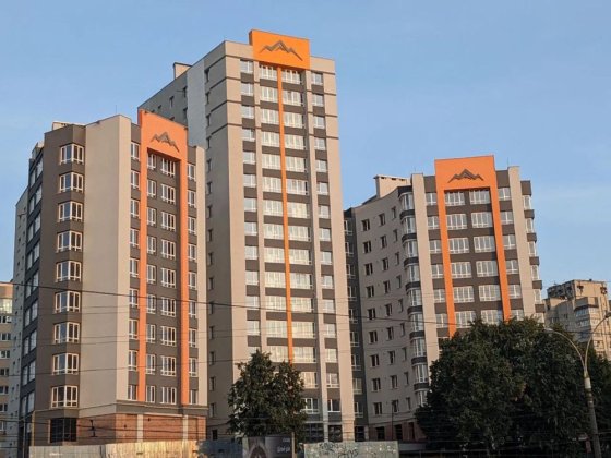 Продаж видової 3-кімнатної квартири 84 м.кв. ЖК Еверест Сумы