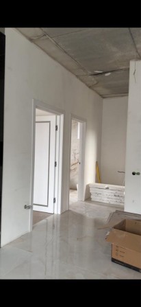 Продам квартиру з ремонтом в новобудові - фото 1