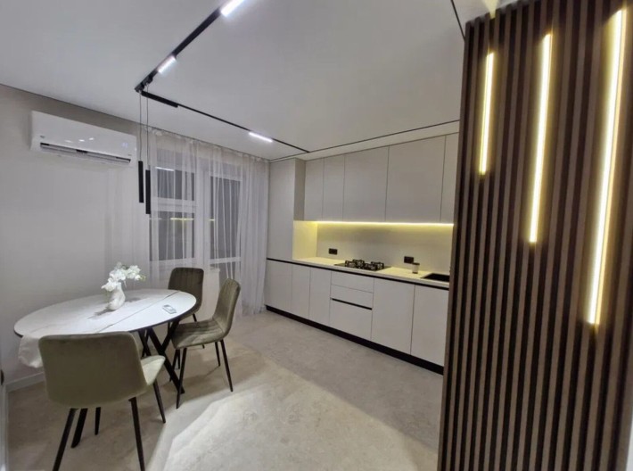 Продаж 1к квартири, 46 кв.м, вул. Тарнавського - фото 1