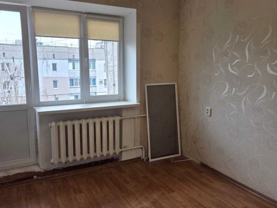 Продам трикімнатну квартиру в районі Сєдова ( вул. Новопречистенська , будинок 6)( Черкассы