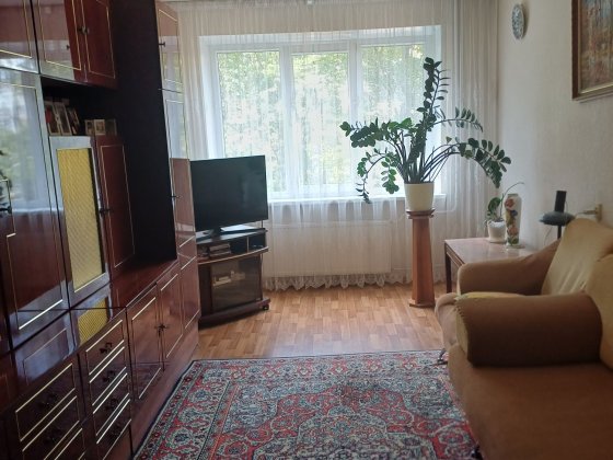 Продаеться 3х кімнатна квартира ЮЗР вул Сумгаітська Черкассы