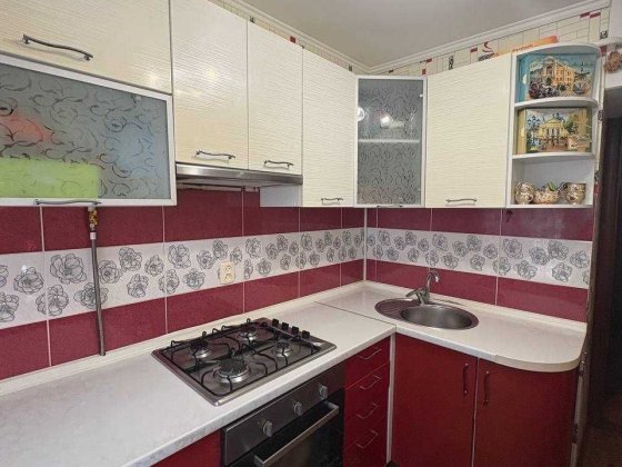 ПРОДАЖ 1 кім. кв, з РЕМОНТОМ! Митниця! Черкассы