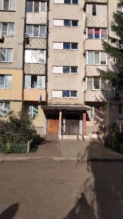 Продаж однокімнатної квартири в південно-західному районі - фото 1