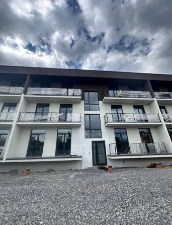 Продаж 1-кімнатної квартири в новобудові в Ужгороді - фото 1