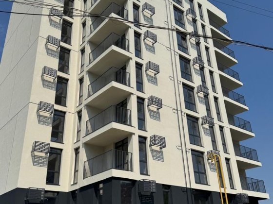 Продаж 2-кімнатної квартири на вул. Шухевича, 26 Черновцы