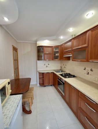 Продається гарна 3х кім квартира, р-н Центральна Митниця - фото 1