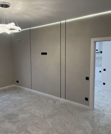 Продаж 3-х кімнатна новобудова з ремонтом - фото 1