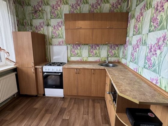 МАСАНИ! Продам Велику 1 кімн.кв по вул.Незалежності Чернигов
