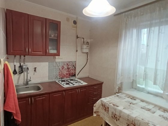 Продаж 1 кімнатної квартири район ПЗР, цегляний будинок Черкассы