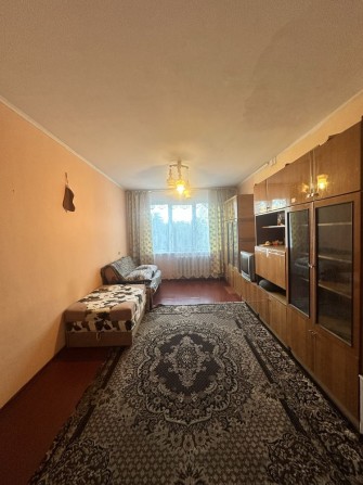 Продаж 3 кімнатної квартири ПЗР, проспект Перемоги 12 - фото 1
