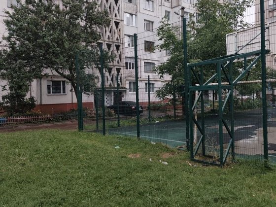 Квартира ,вул Самострова 9 . Продаж з нового року . Чернигов
