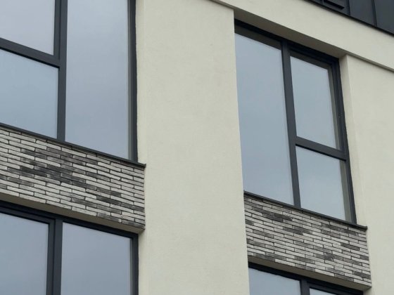 продається 1-кімнатна квартира у Чернівцях (центр) Черновцы