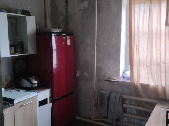 Продам 2 кімнатну квартиру  в гуртожитку (зручності у вас в квартирі) Черкассы