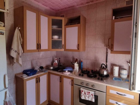 Продаётся недорогая двухкомнатная квартира ( возможен обмен ) Чернігів