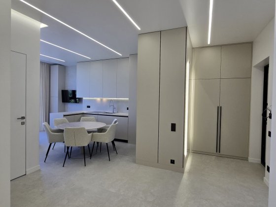 Преміальна 3-кімнатна квартира 83 м² / ЖК Uzh Towers / Дизайнерський ремонт / Боздоський парк / Пано Ужгород