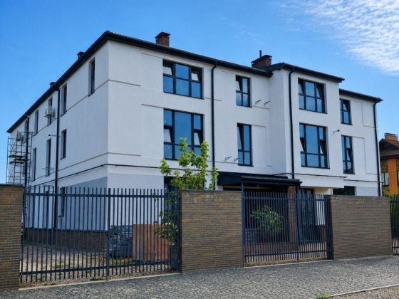 Продам 2 кімнатну квартиру ГОЛІВУД! Елітний будинок! Чернігів