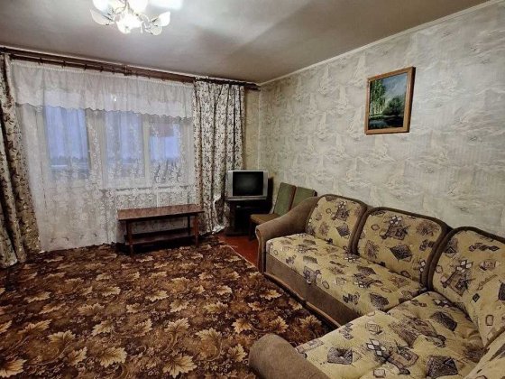Продається 3 кімнатна квартира в районі ТРЦ Голівуд. Чернігів