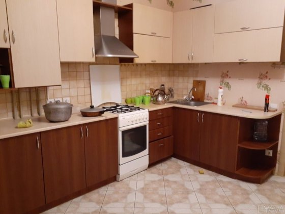 Продам 2х кімнатну квартиру з автономним опаленням по вул. Старобілоуська!! Чернигов