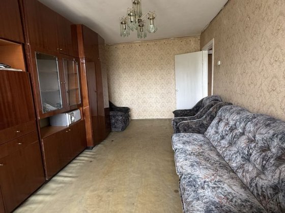 Продам однокімнатну квартру по Захисників Украіни 11б Чернигов
