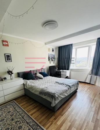 Продаж 2-кім. квартири 54 м.кв., пр. Незалежності - фото 1