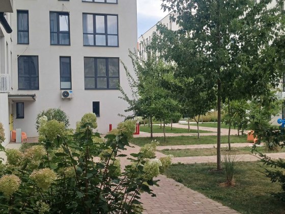 ОстаннЯ 3 кімнатна квартира в ЖК квадрат, можливо під є оселю Ужгород