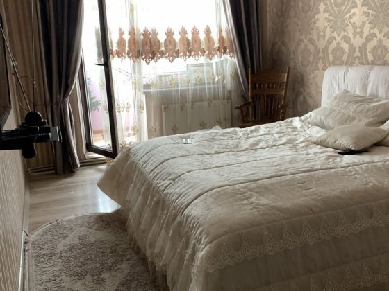 Продам 2-х кiмнатну квартиру в центрi,вул .I.Богуна Чернігів