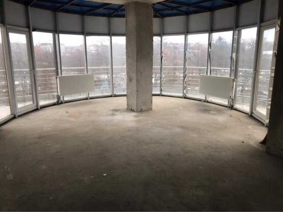 Продаж 3 кімнатної новобудови в центрі Чернівців Черновцы