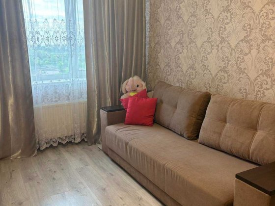 Продам однокімнатну квартиру по Проспекту Миру в р-ні ЗАЗу Чернигов