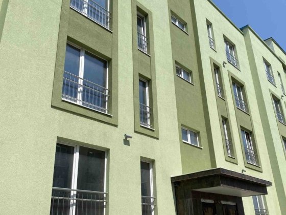 Трьохкімнатна квартира з ремонтом і гаражем Черновцы